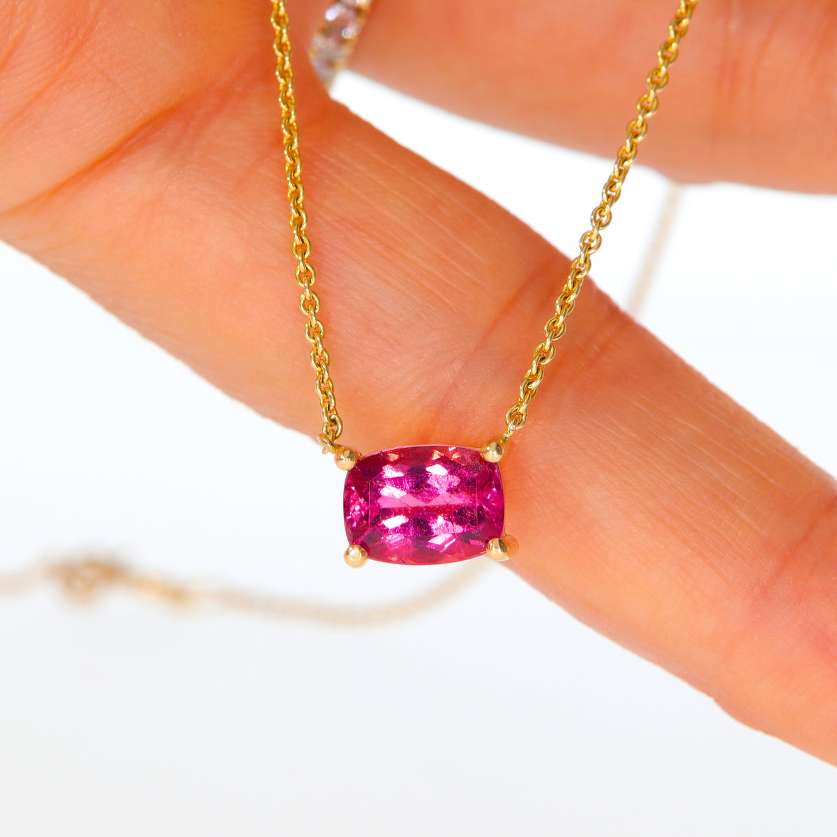 Gelbgold Rubellit Kette