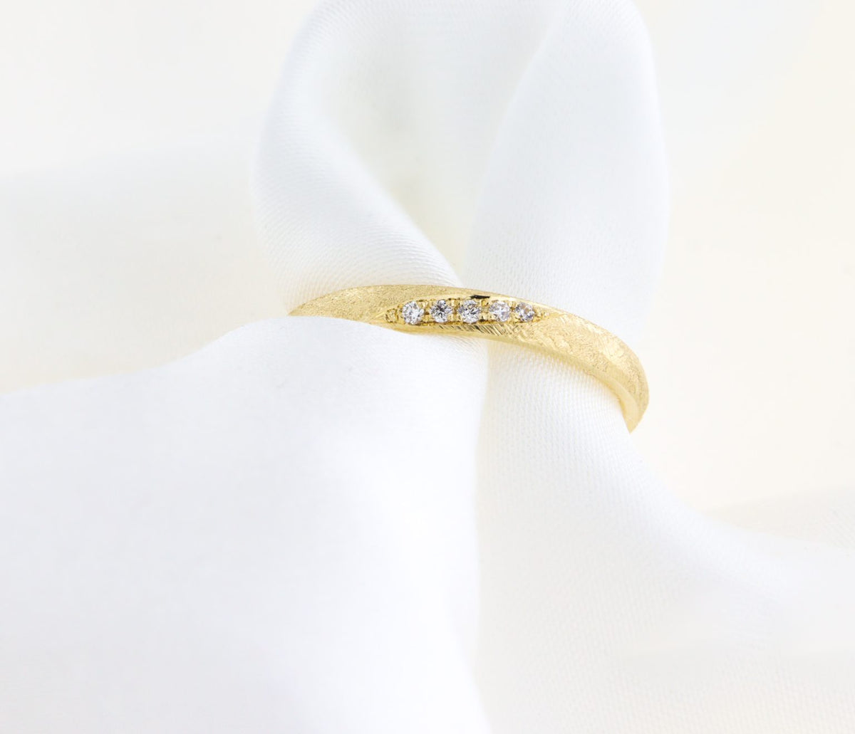 Rheingoldring mit 11 kanadischen Brillanten